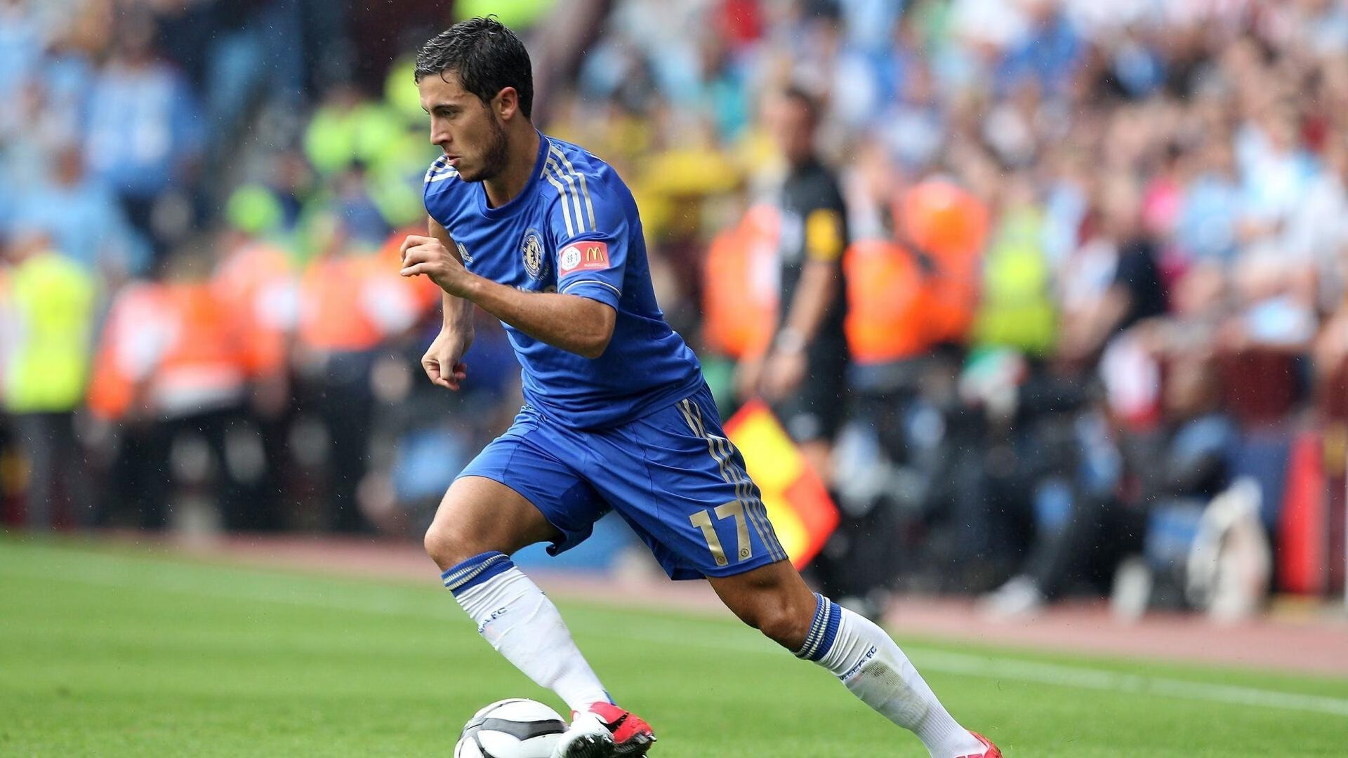 爱游戏官网-孤勇者的逆袭，拉塞尔单骑救主，索伯鏖战迈凯伦启示录