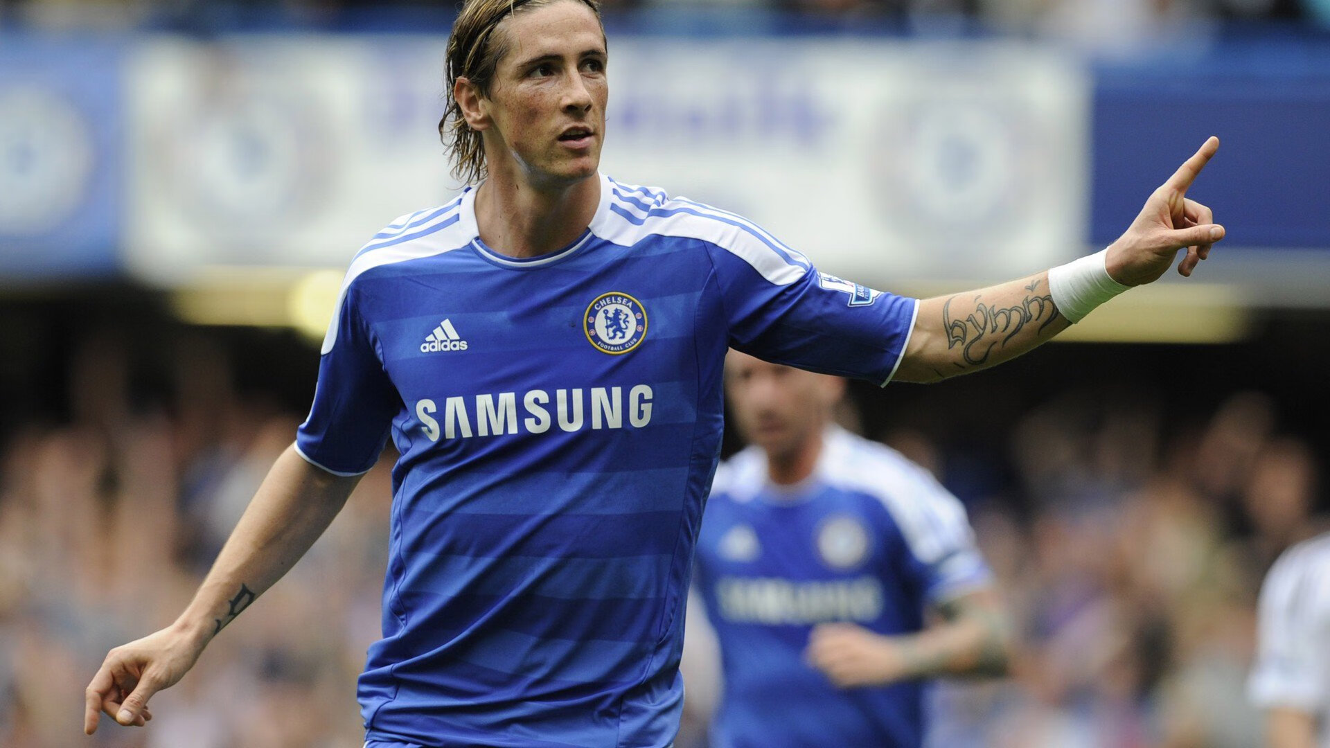 赛道上的绝对主宰，维斯塔潘统治全场，法拉利轻取红牛二队